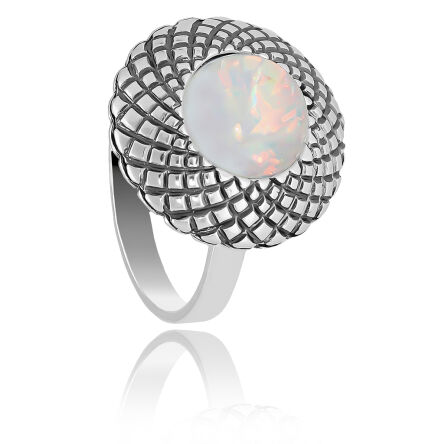 Srebrny pierścionek z białym opalem