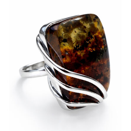 Srebrny pierścionek z bursztynem