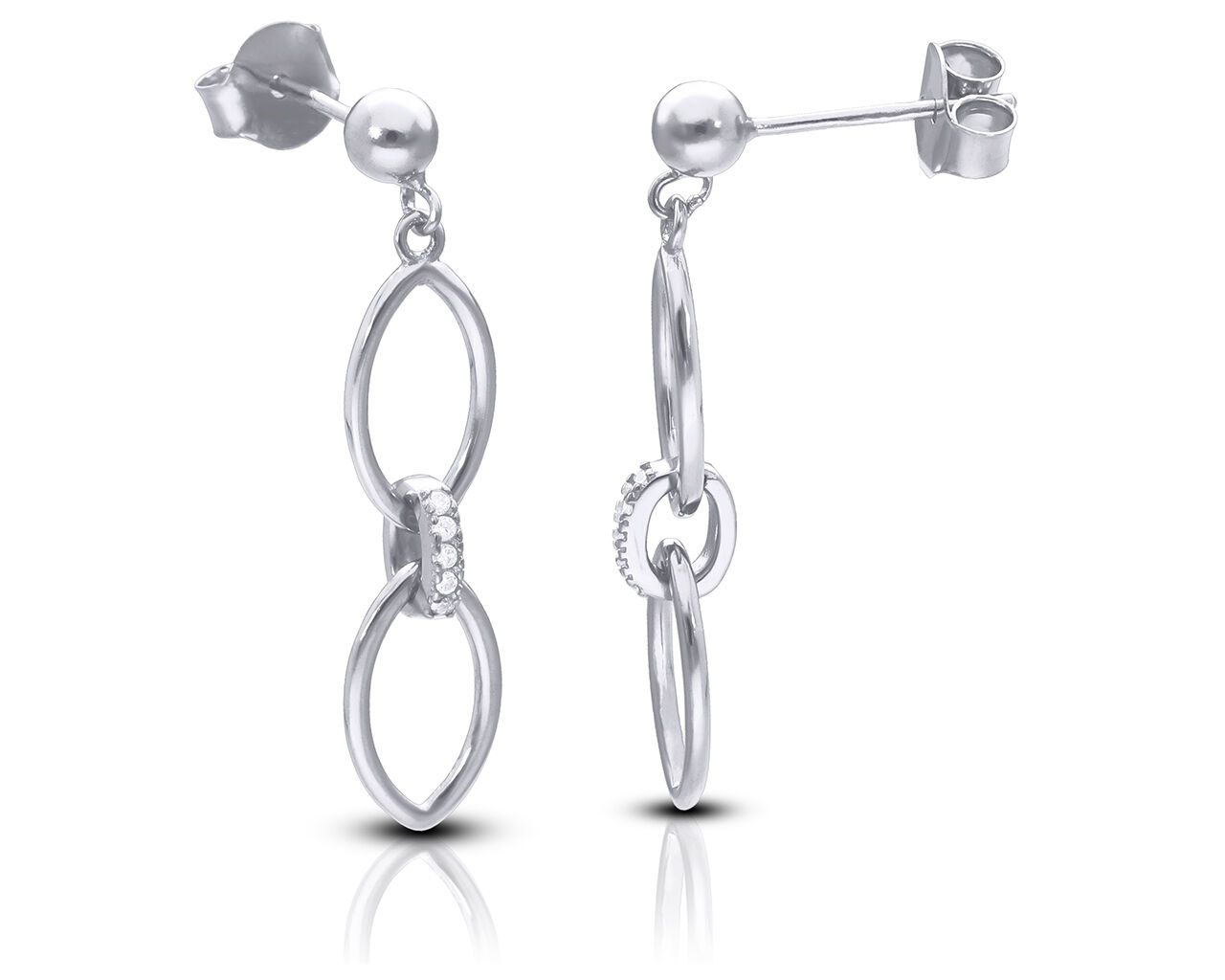 Srebrne kolczyki na sztyfcie o oryginalnym wzorze