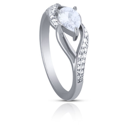 Pierścionek srebrny o oryginalnym wzorze