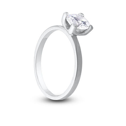 Pierścionek srebrny z środkowo osadzoną cyrkonią