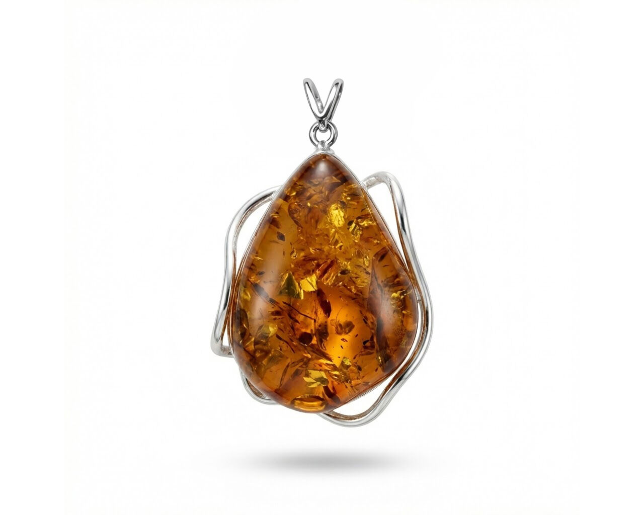 Zawieszka srebrna z bursztynem elegancka biżuter